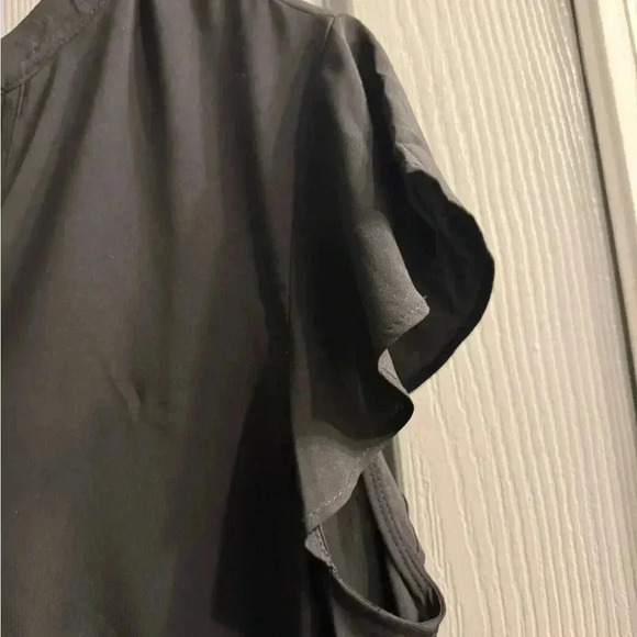 Calvin Klein black top with v neck flutter sleeves Women’s size Medium - Picture 3 of 11